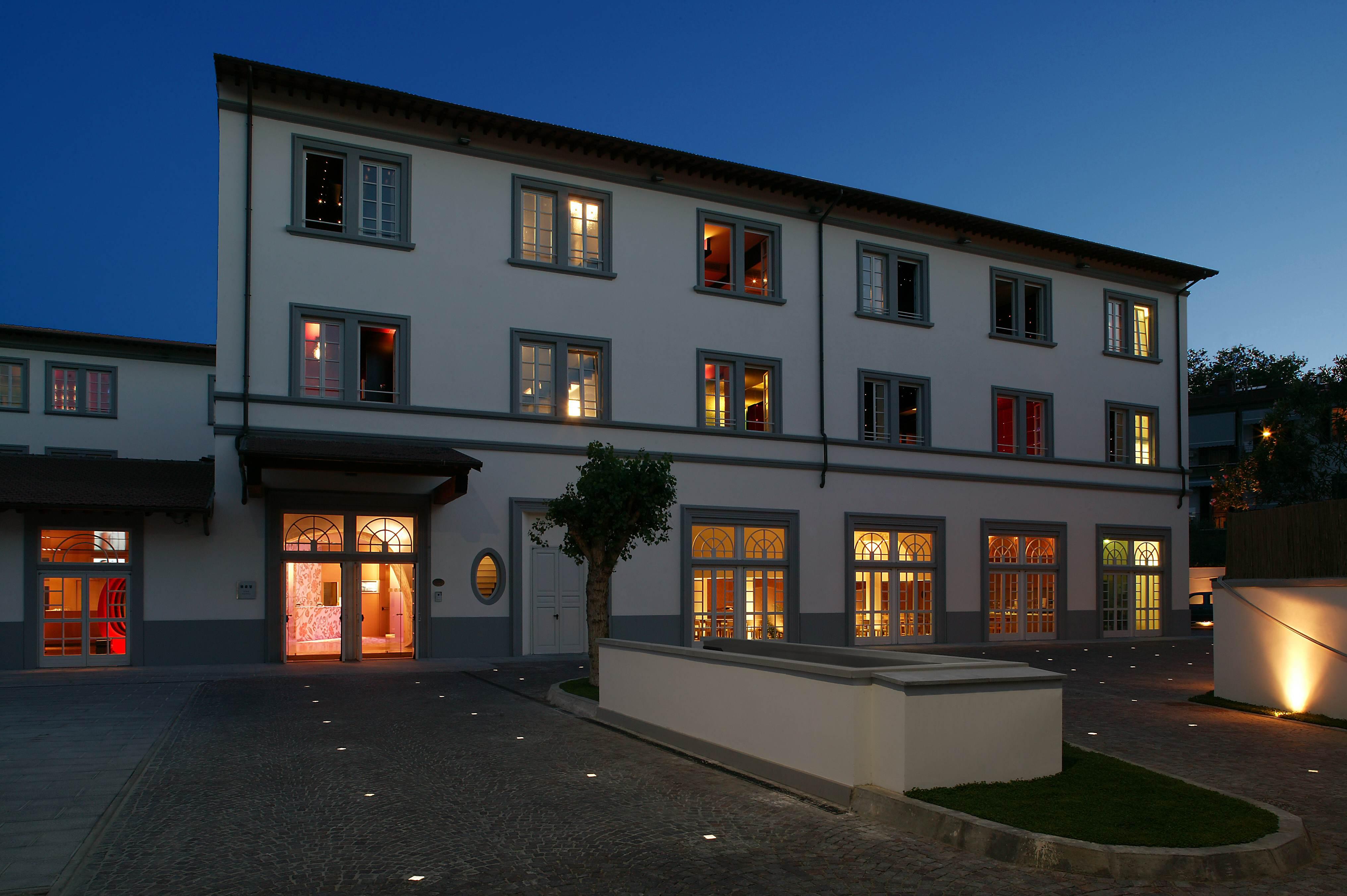 UNAHOTELS Vittoria Firenze Esterno foto